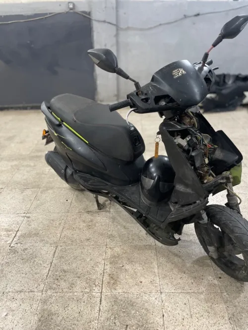 Piaggio Vivo 