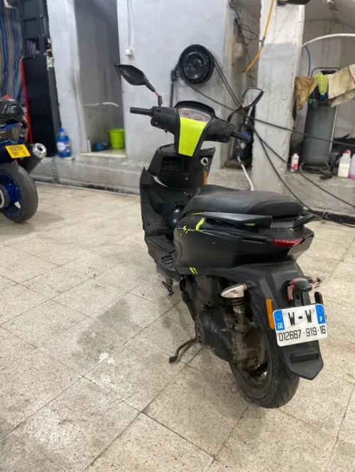 Piaggio Vivo 
