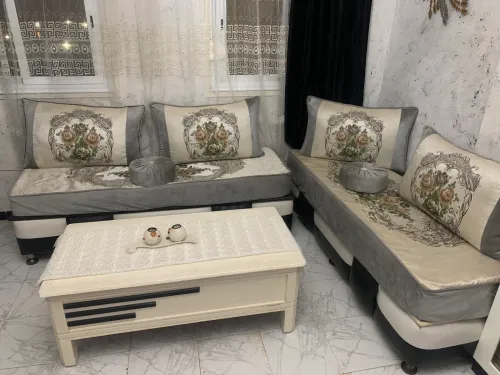 Salon complet capitonnée  est salon marocain
