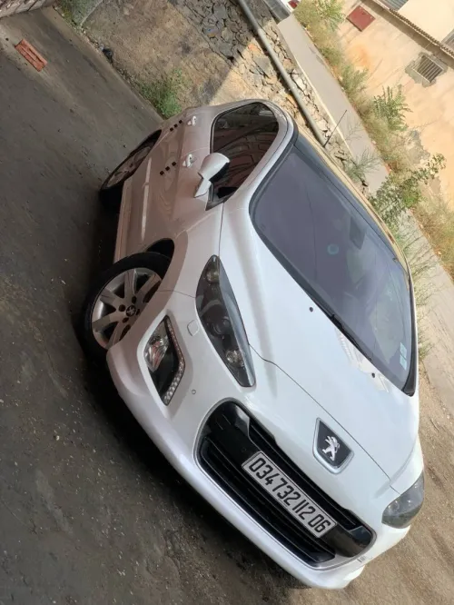 Peugeot 308 2012 alluer