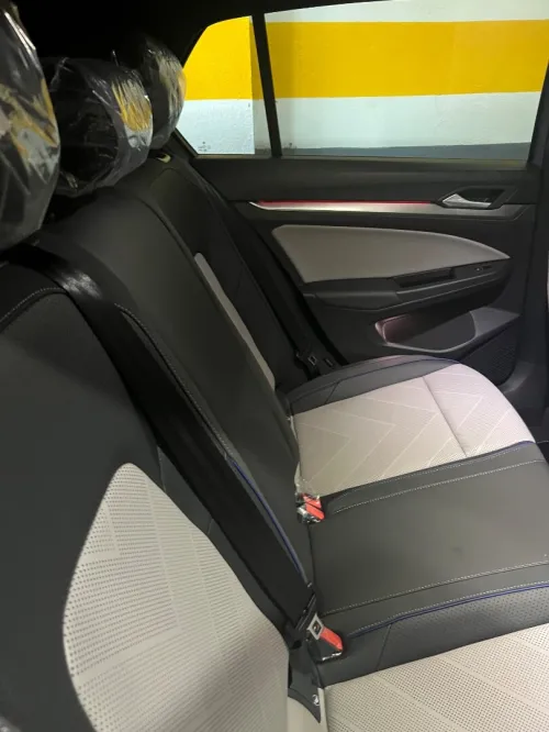 Volkswagen Golf 8 2026 R Black Edition 