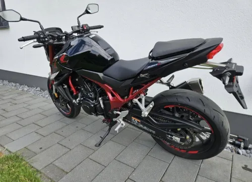 هوندا CB 750 هورنيت 2023