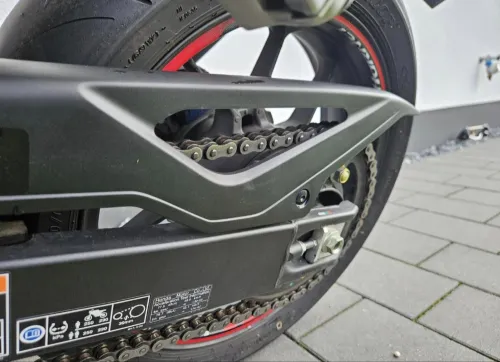 هوندا CB 750 هورنيت 2023