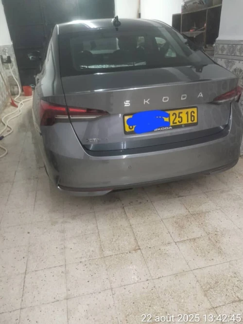 Skoda Octavia 2025 Ambition