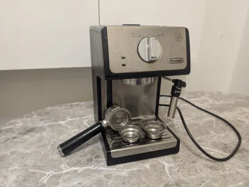 Machine a café Delonghi original de France