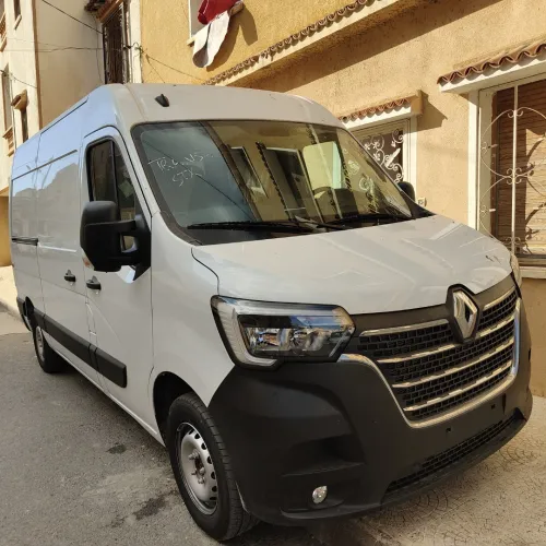 Renault master 2 pano صافي 2025