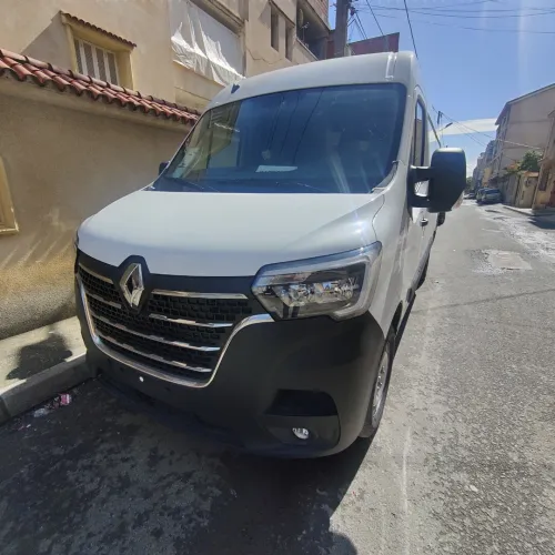 Renault master 2 paño صافي 2025