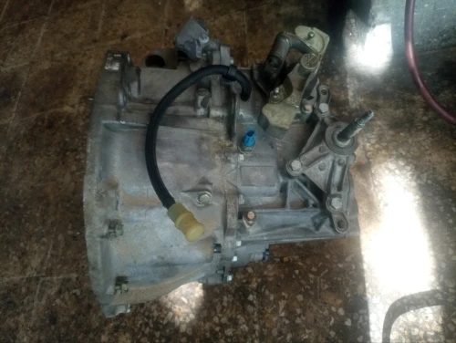 Pièces 1.9 dci 