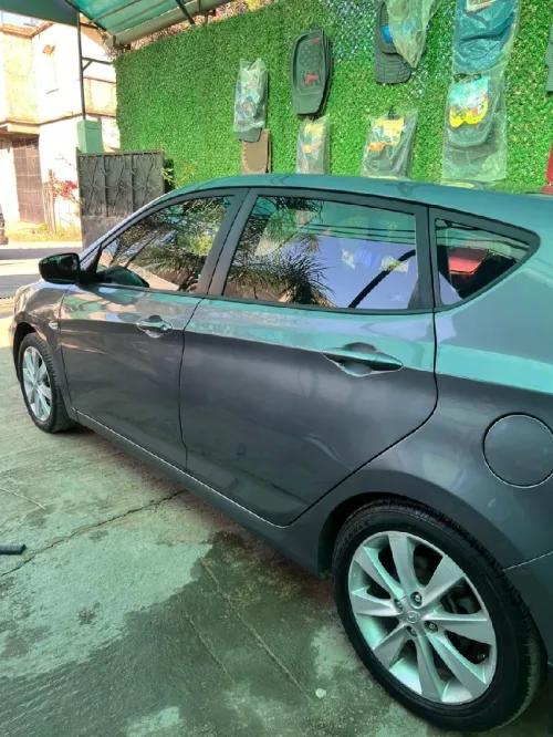 Hyundai Accent RB  4 portes 2017 Accent RB  4 portes