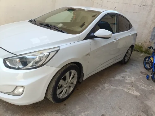 Hyundai Accent RB  4 portes 2018 Accent RB  4 portes