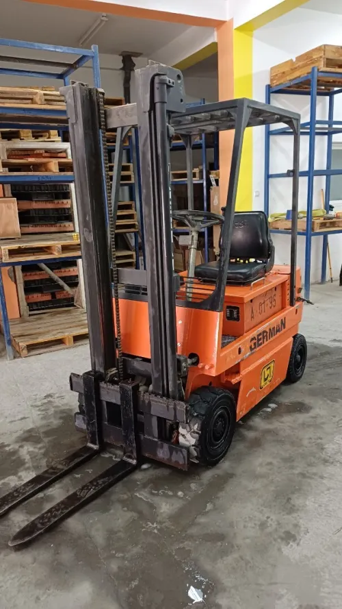 German Chario élévateur CE 118 E 2000