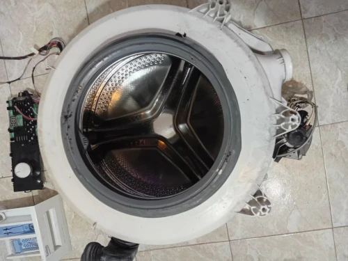 Lot de pieces pour machine a laver BEKO 6kg