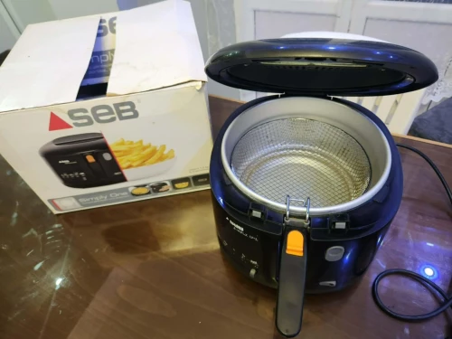 FRITEUSE SEB ORIGINAL PEUT UTILISER
