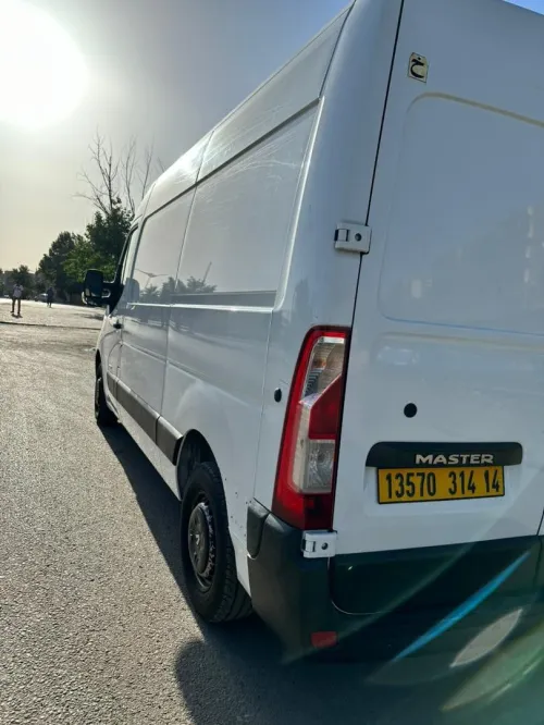 Renault Master3 2014