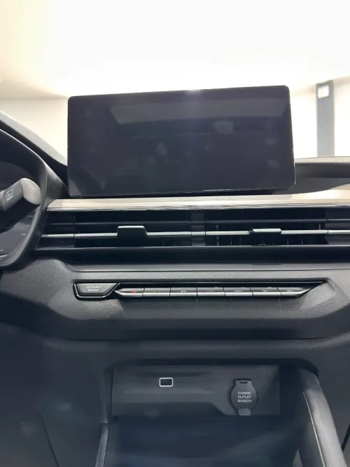 Livan X3 Pro  2026 Automatique (Avec toi ouvrant )