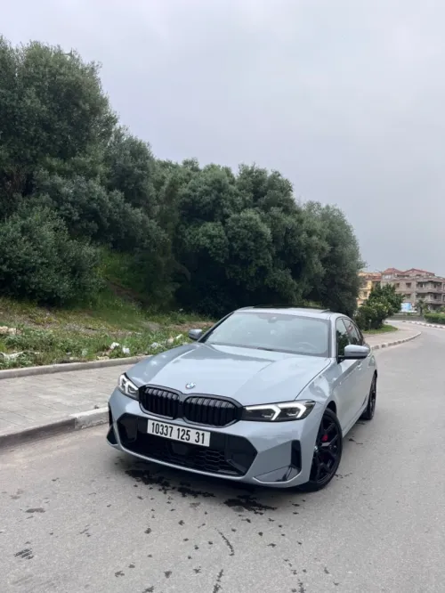 BMW Série 3 2025 M PERFORMANCE