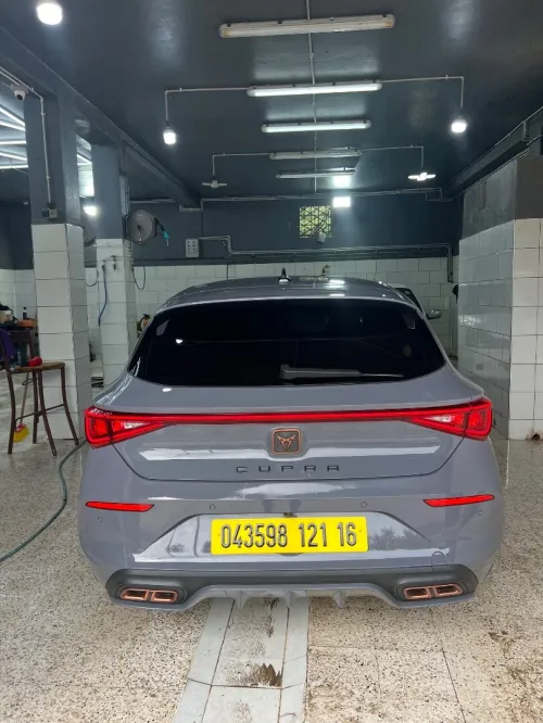 Cupra  Leon 2021 