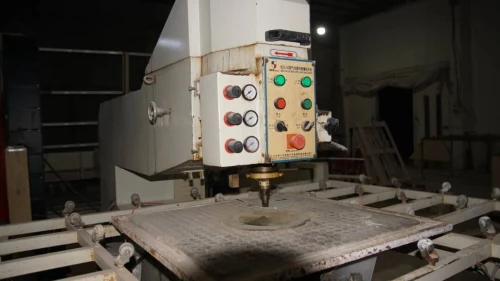 machine transformation de verre ألات تحويل الزجاج