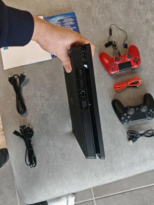 PS4