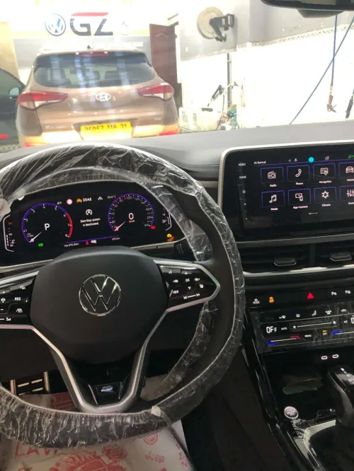 Volkswagen T-Roc 2025 R-Line 