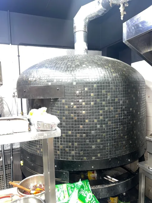 Four à bois pizza فرن الحطب بيتزا