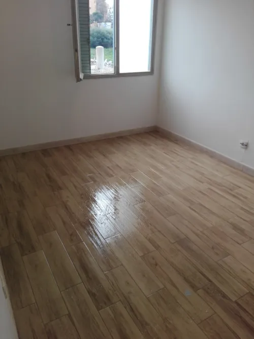 Maçon carreleur, plaquiste, peintre professionnel 