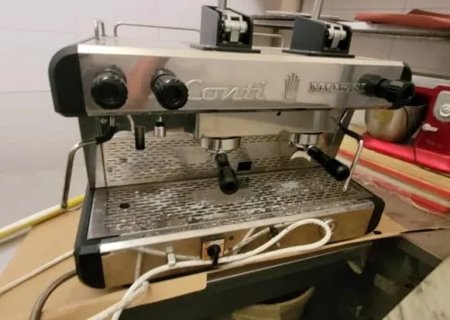 MACHINE A CAFE 2 BRAS CONTI