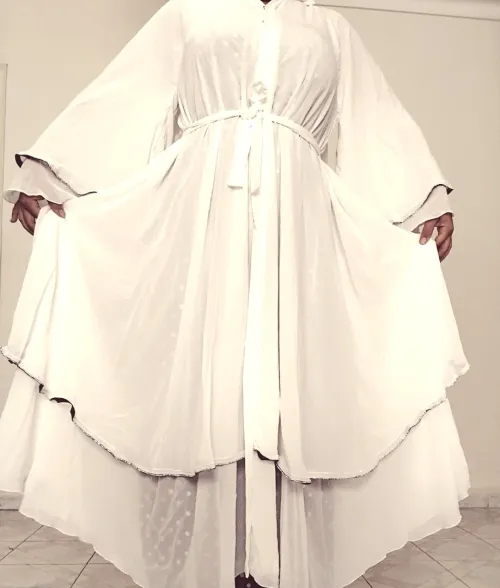 Abaya Dubaï luxe originale  Élégante & abordable