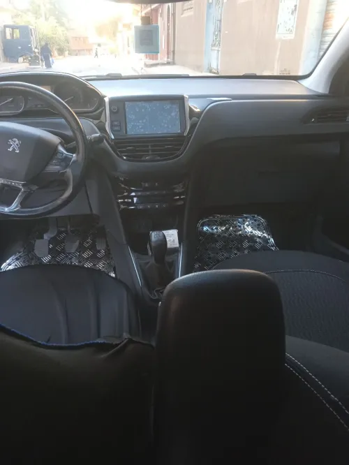Peugeot 208 2019 Active Facelift