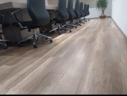 Pose parquet, moquette ,papier pient , gerflex