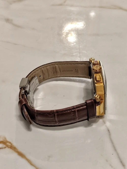 Montre original made in suisse Gc50001g