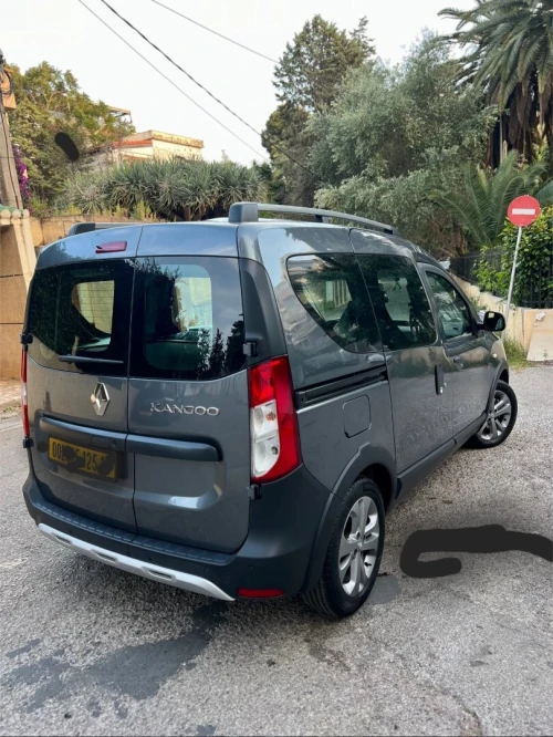 Renault Kangoo 2025 