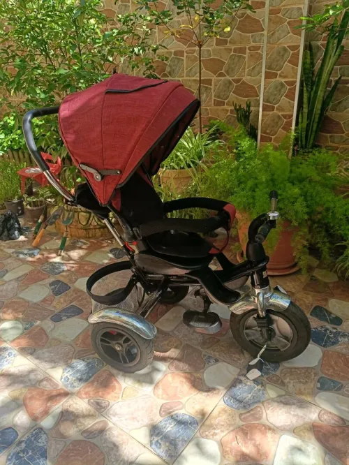 Vélo poussette.