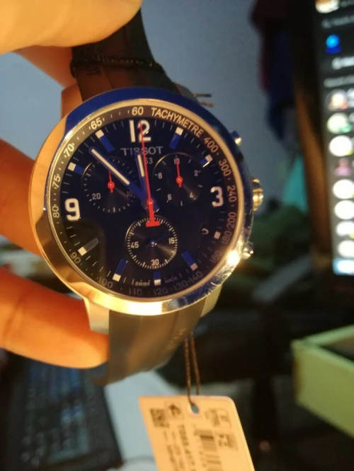 Montre TISSOT PRC 200 Original, Neuf 