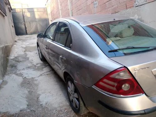 Ford Mondeo 2002 Ghia