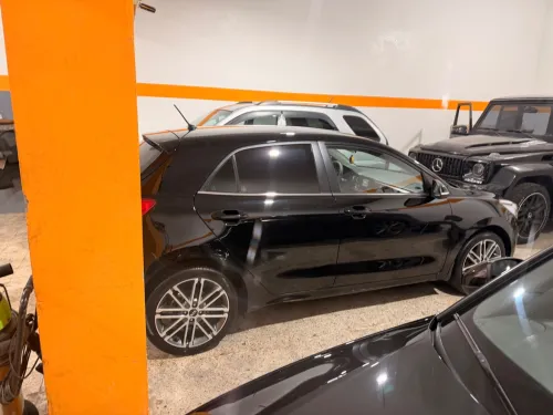 Kia Rio 5 portes 2018 Pop Facelift 