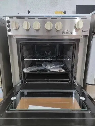 Cuisinière 4 et 5 Feux Marque Géant Flame Inox Ventilée