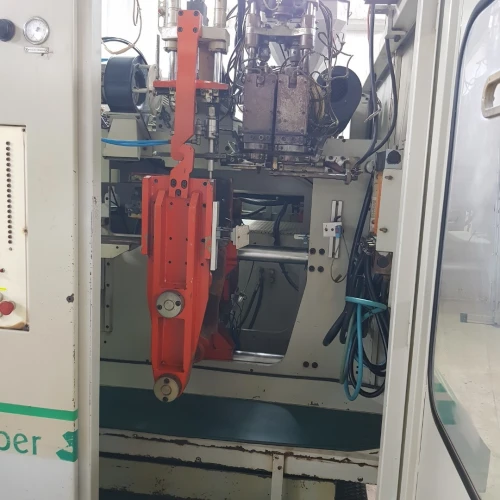 machine souffleuse PEHD .