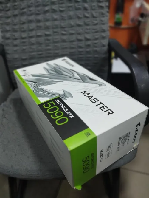 Gigabyte AORUS GeForce RTX 5090 MASTER 32G**PROMO**