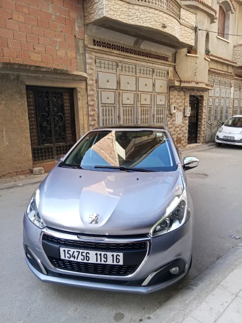 Peugeot 208 2019 Allure