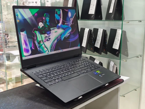 HP OMEN 16 INTEL CORE I9 13900HX 16GB 1TB SSD NVME RTX 4060 8GB  16,1 QHD IPS 240Hz