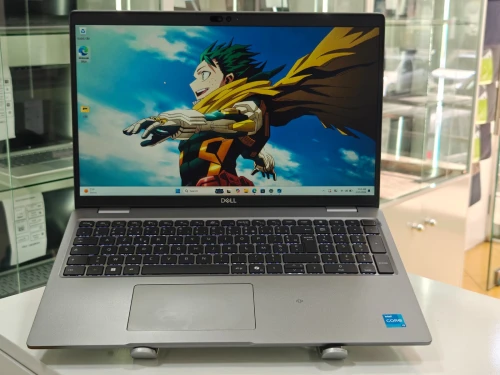 DELL LATITUDE 5550 INTEL CORE I3 1315U 16GB 256GB SSD NVME 15,6 FULLHD IPS TACTILE
