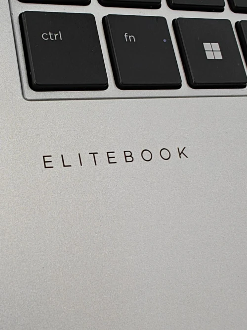 HP ELITEBOOK 860 G10 OLED I7 1360P 16GB 512GB SSD NVME 16,1 3K OLED