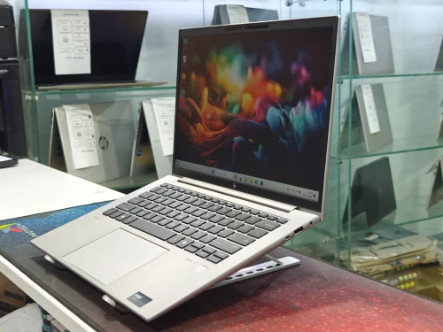 HP ZBOOK 14 G11 INTEL 7 165H 32GB 512GB SSD 14,1 FULLHD+ TACTILE RTX A500 4GB