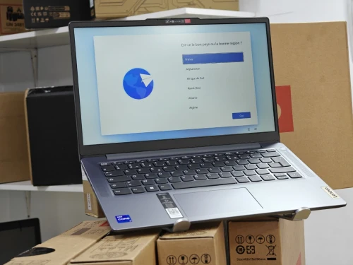 LENOVO IDEAPAD SLIM 3 14IRH8 I7 13620H 16GB 512GB SSD NEUF SOUS EMBALLAGE JAMAIS UTILISÉ 