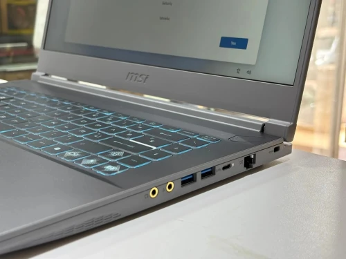MSI THIN 15 B12UC I5 12450H 16GB 512 GB SSD RTX 3050 4GB NEUF SOUS EMBALLAGE 