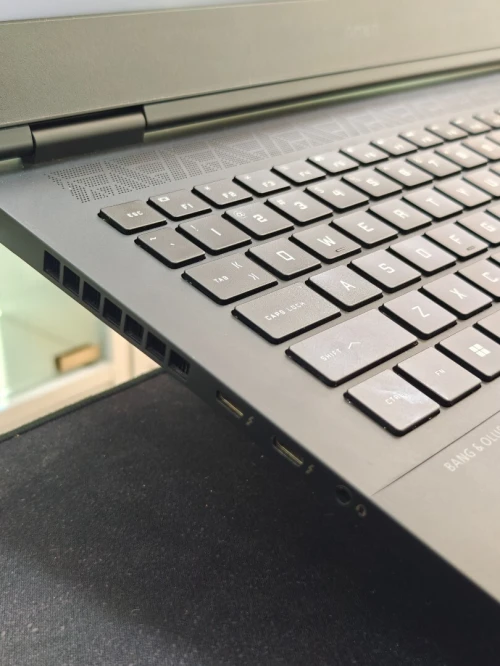HP OMEN 16 I9 13900HX 16GB 1TB SSD NVME 16,1 QHD 240Hz RTX 4060 8GB