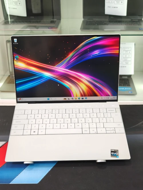 DELL XPS 9320 I7 1260P 16GB 512GB SSD 13,3 FULLHD+
