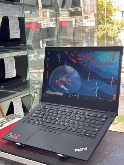 LENOVO THINKPAD E495 RYZEN 5 3500U 16GB 256GB SSD VEGA 8 2GB  14,1 FULL HD 