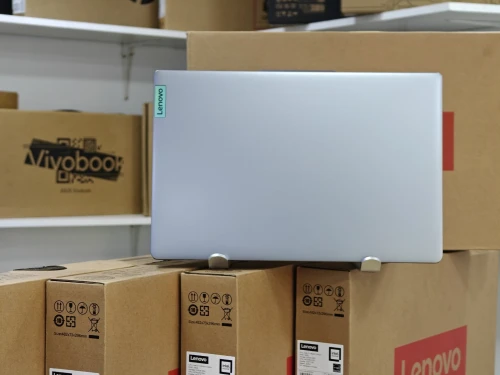 LENOVO IDEAPAD SLIM 3 14IRH8 I7 13620H 16GB 512GB SSD NEUF SOUS EMBALLAGE JAMAIS UTILISÉ 